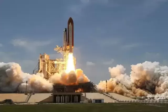 Rocket Shares Soar on Strong Mortgage Outlook